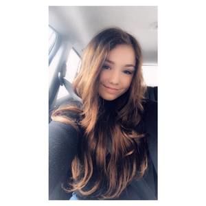 Meet your Posher, Jade